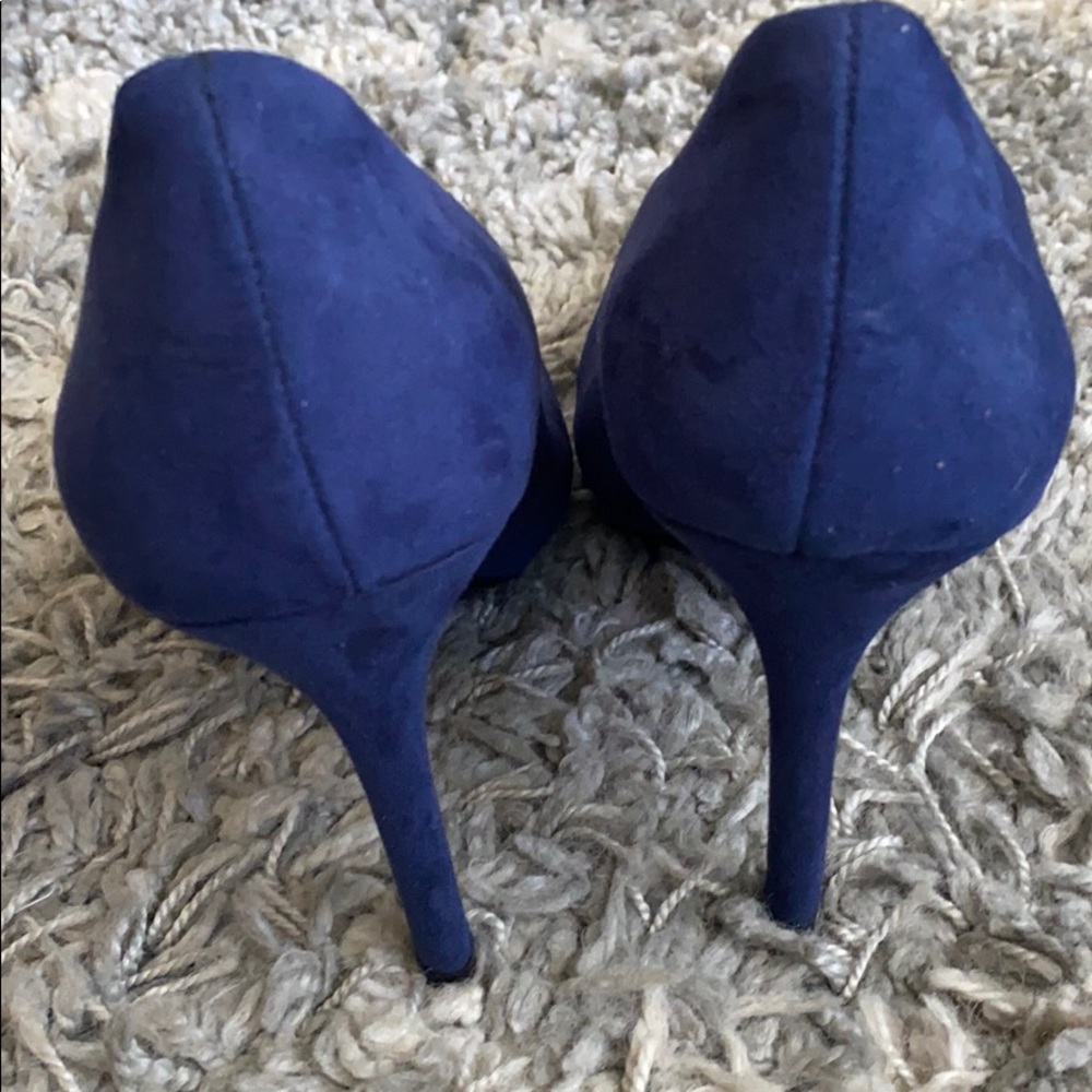 Mossimo Silver Point Pumps - Picture 6 of 11